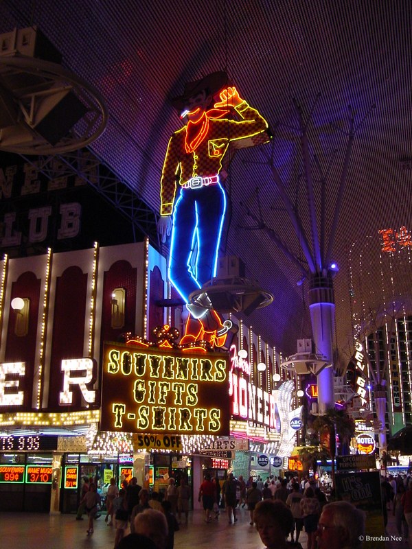 Fremont Street - Las Vegas 8-02 052